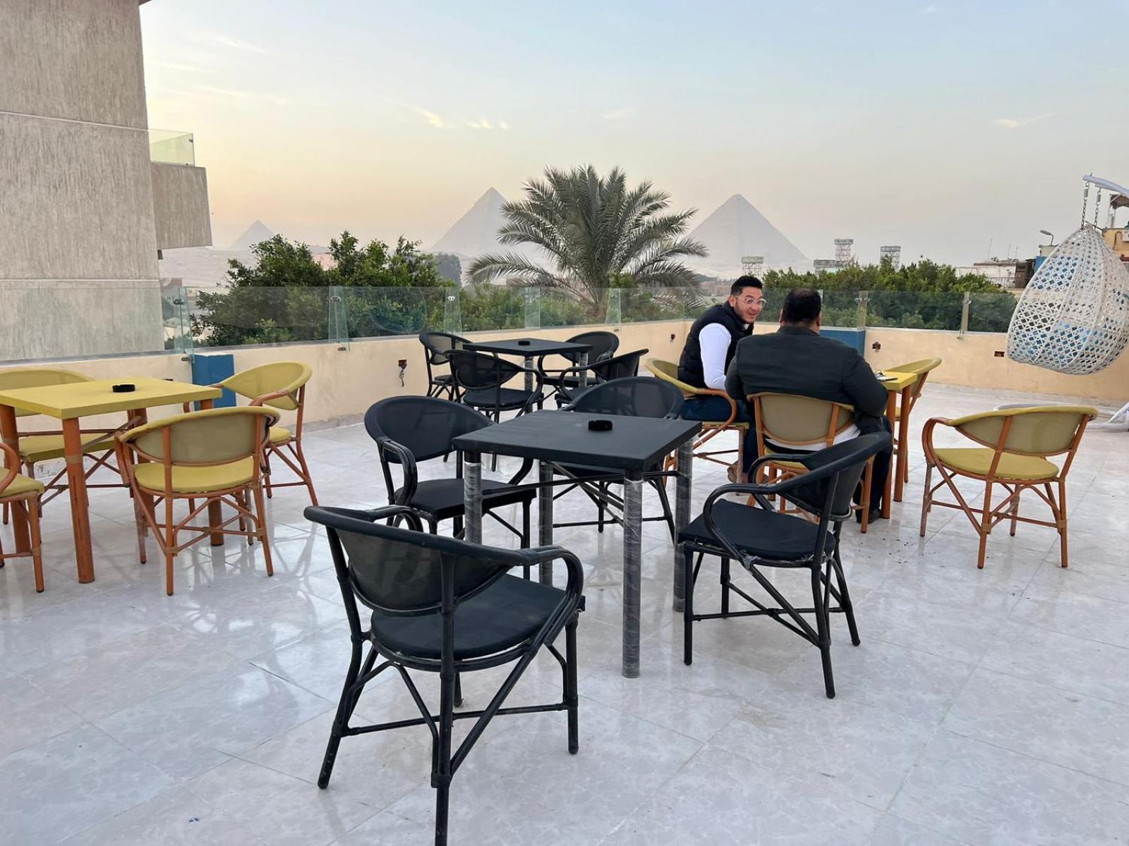 Regent Pyramids View Hotel Kafret el-Gabal Exterior photo